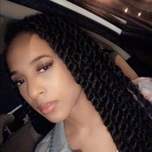 Meet your Posher, Shanesia